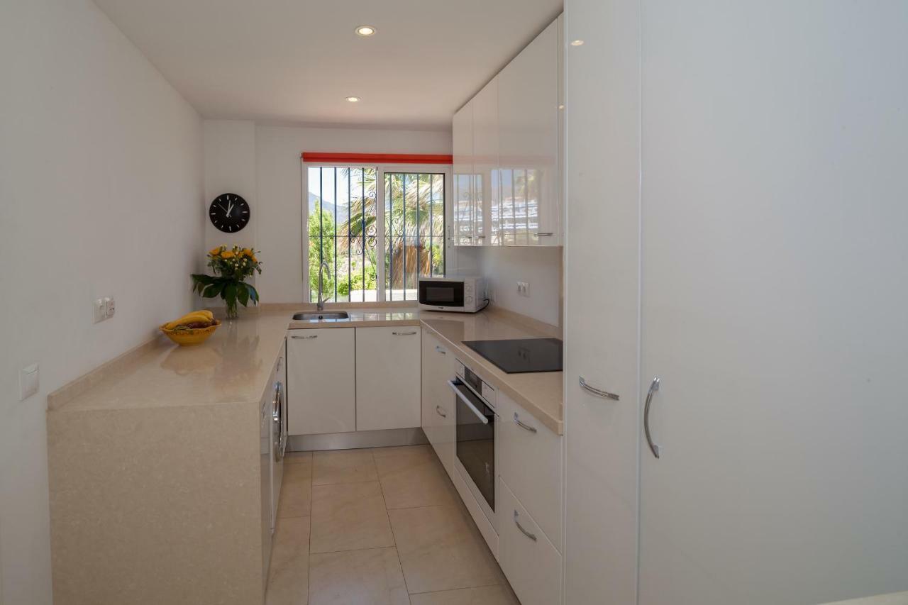 El Mirador De Bermuda Beach Apartment Естепона Екстериор снимка